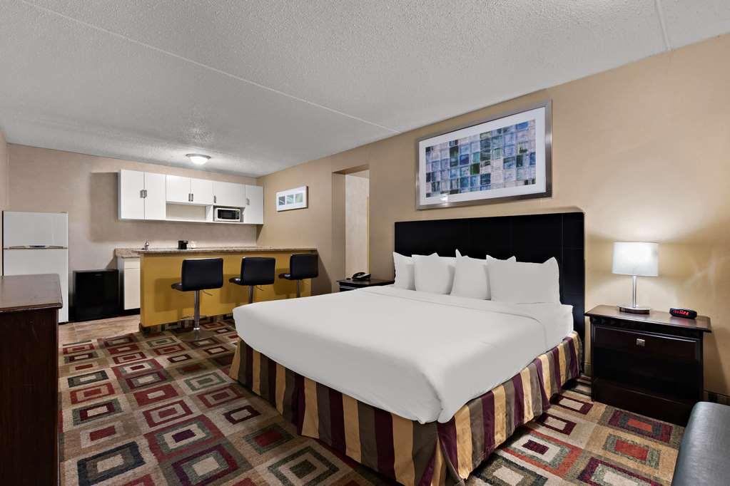Quality Inn Wayne - Fairfield Area Room photo