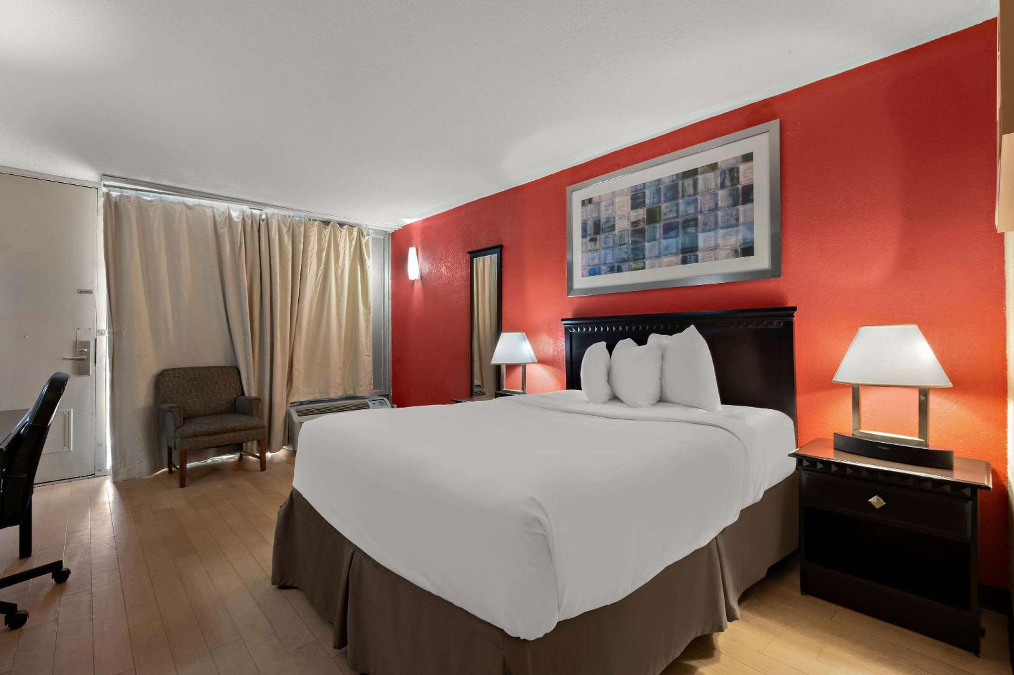 Quality Inn Wayne - Fairfield Area Exterior photo