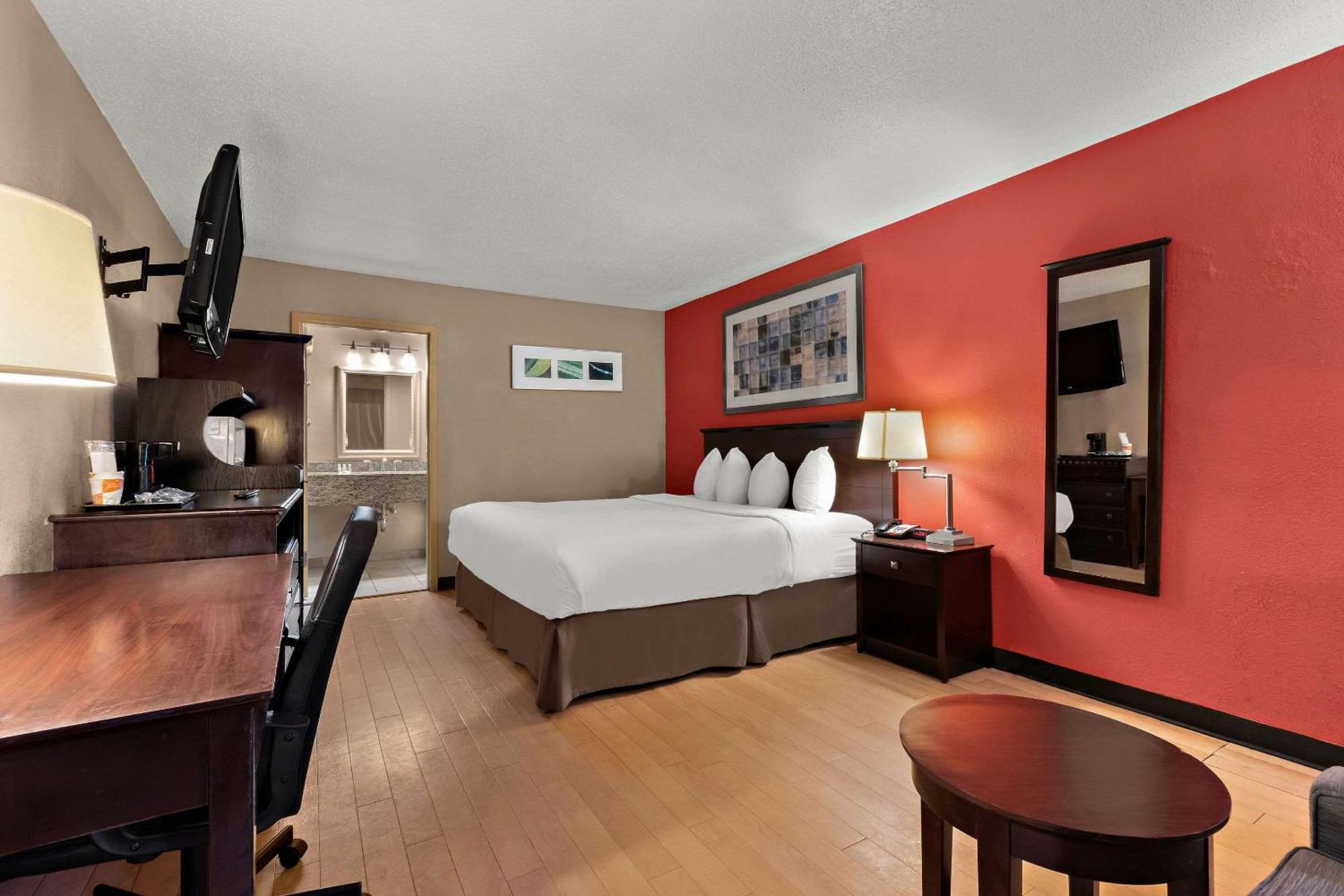 Quality Inn Wayne - Fairfield Area Exterior photo