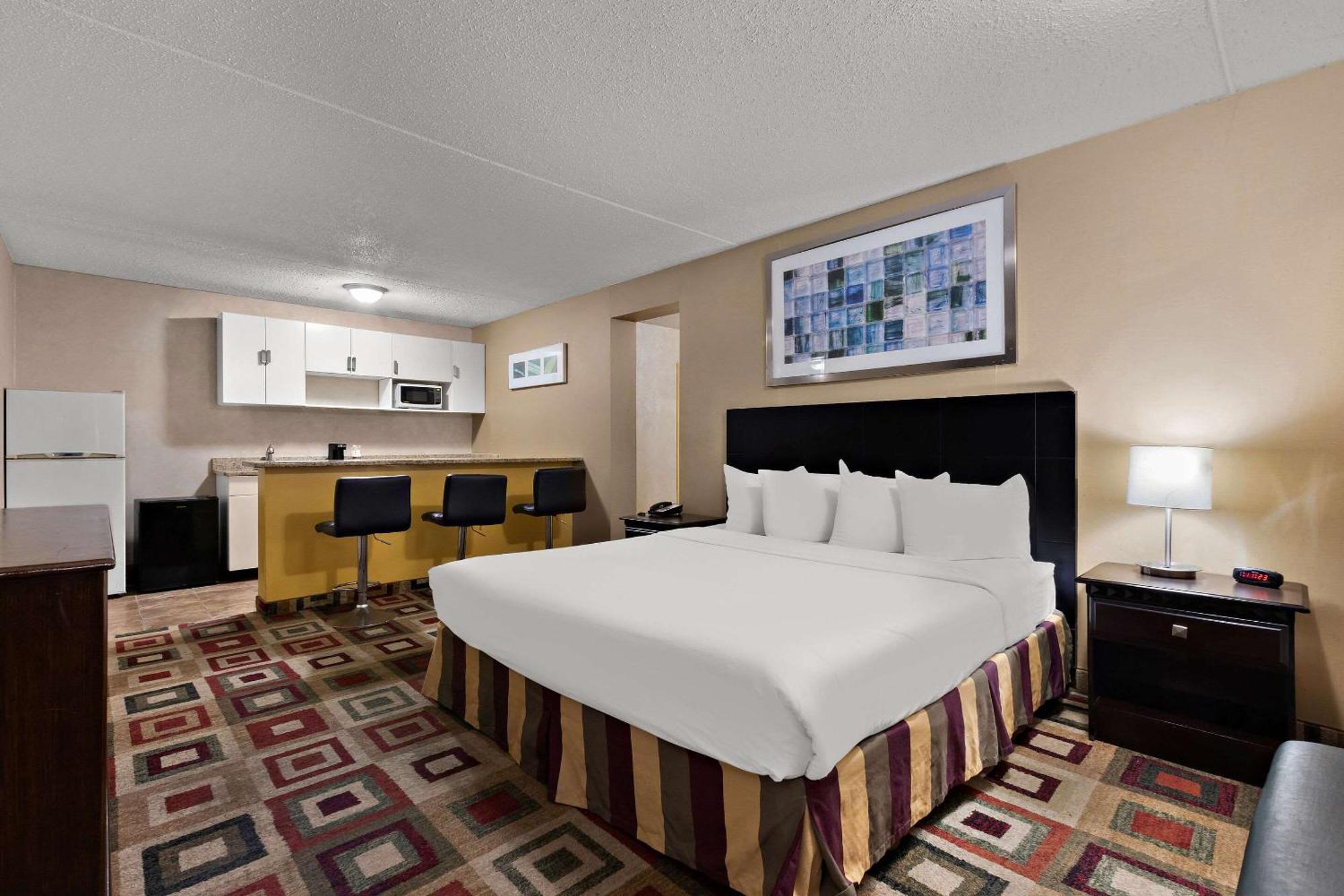 Quality Inn Wayne - Fairfield Area Exterior photo